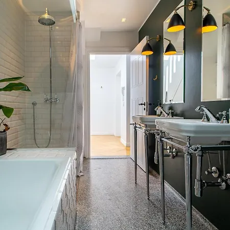 Апартаменты Penthouse With Panoramic Private Terrace Копенгаген