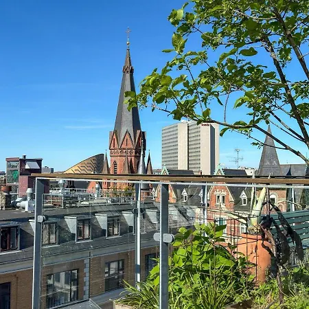 Апартаменты Penthouse With Panoramic Private Terrace Копенгаген