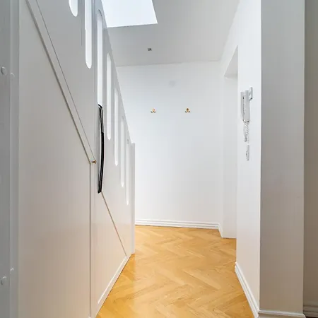 Апартаменты Penthouse With Panoramic Private Terrace *