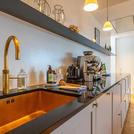 Апартаменты Penthouse With Panoramic Private Terrace
