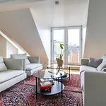 Apartamento Penthouse With Panoramic Private Terrace Copenhaga